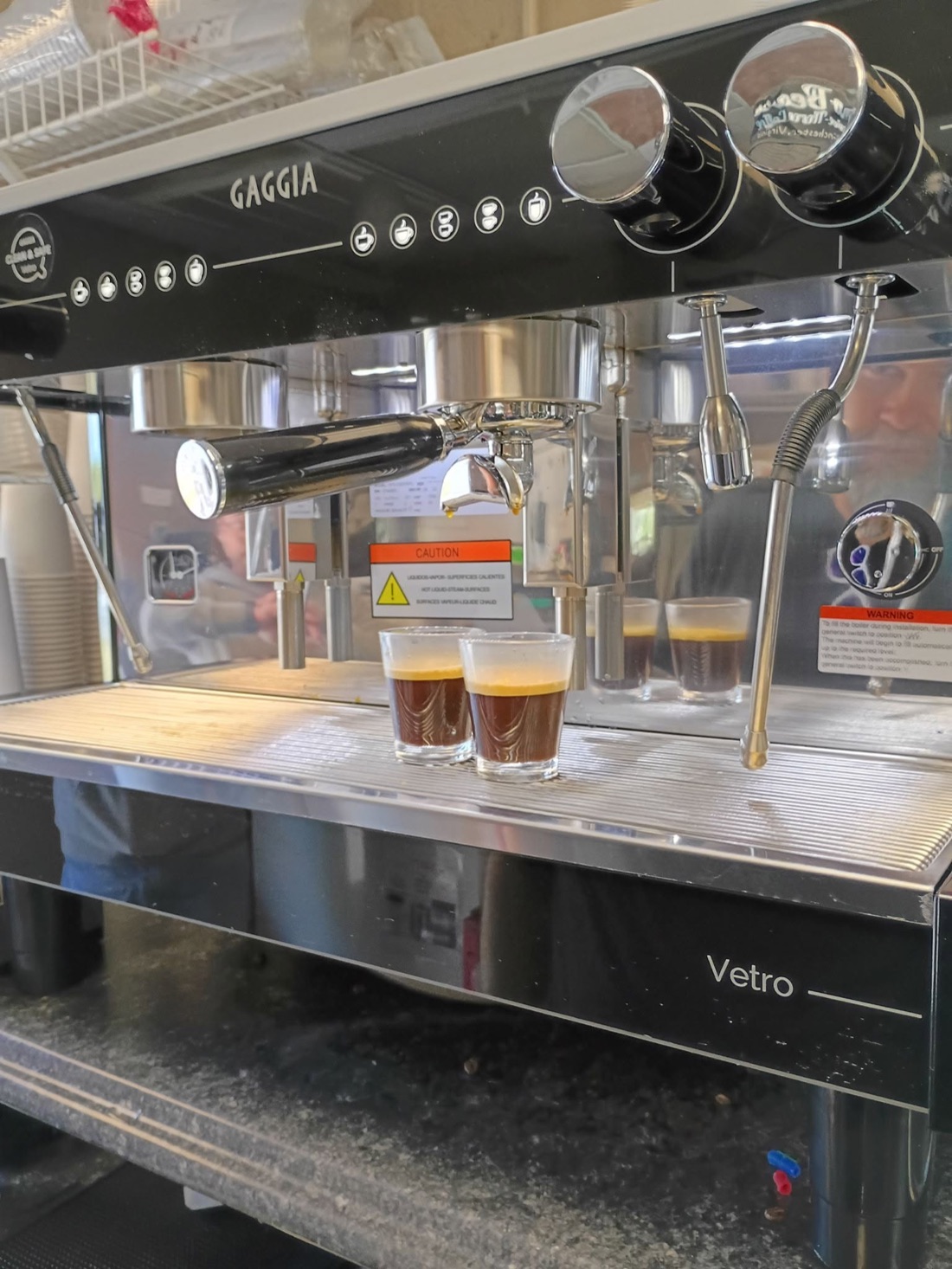 An espresso machine pulling double shots at Bro Bears
